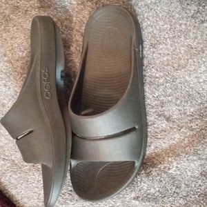 OOFOS OOAHH Slide Sandal NWOT  11M 13F Black